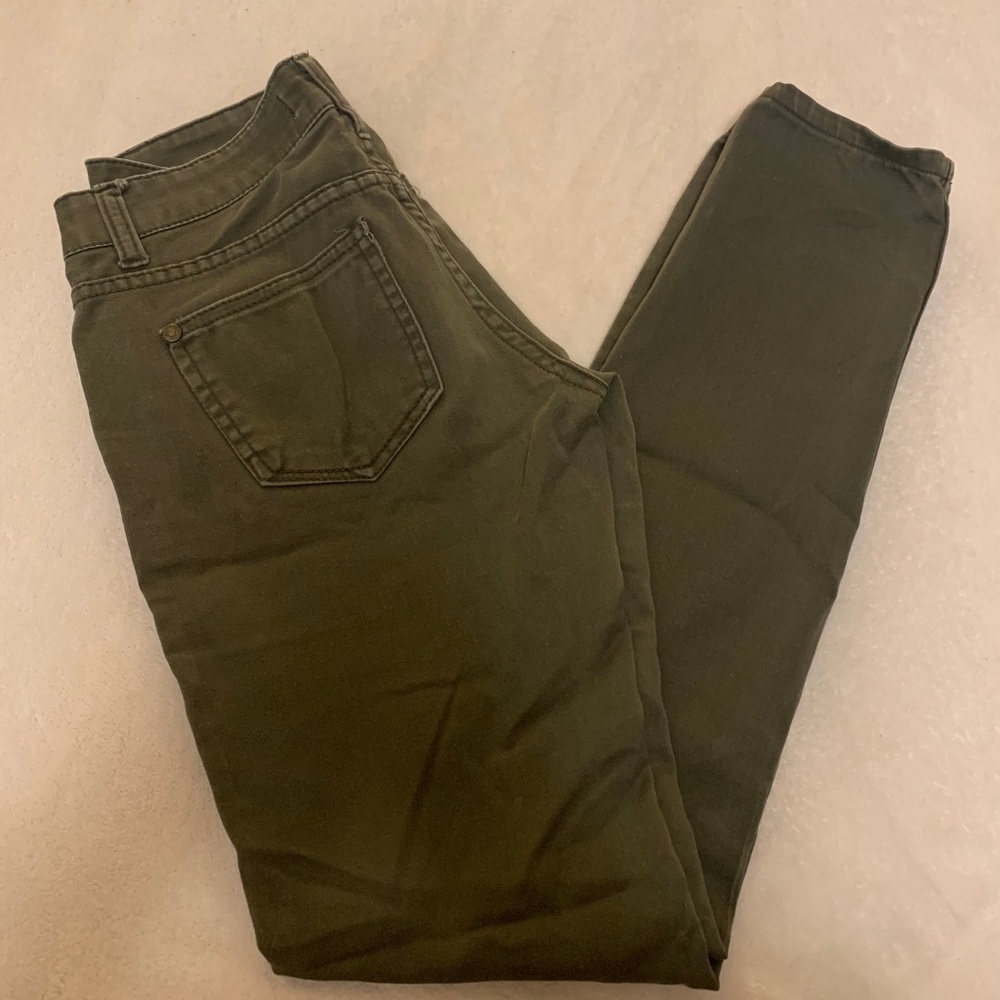 Skinny Leg army green pants